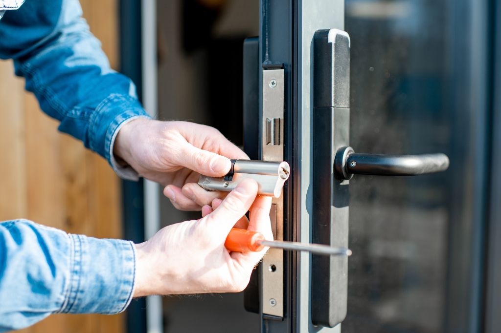 como aumentar seguridad puerta